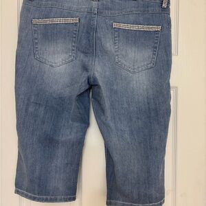 INC Women's Capri Blue Jeans